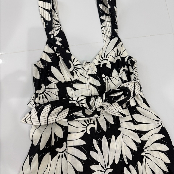 FARM Rio Monochrome Floral Jumpsuit - Picture 4 of 5
